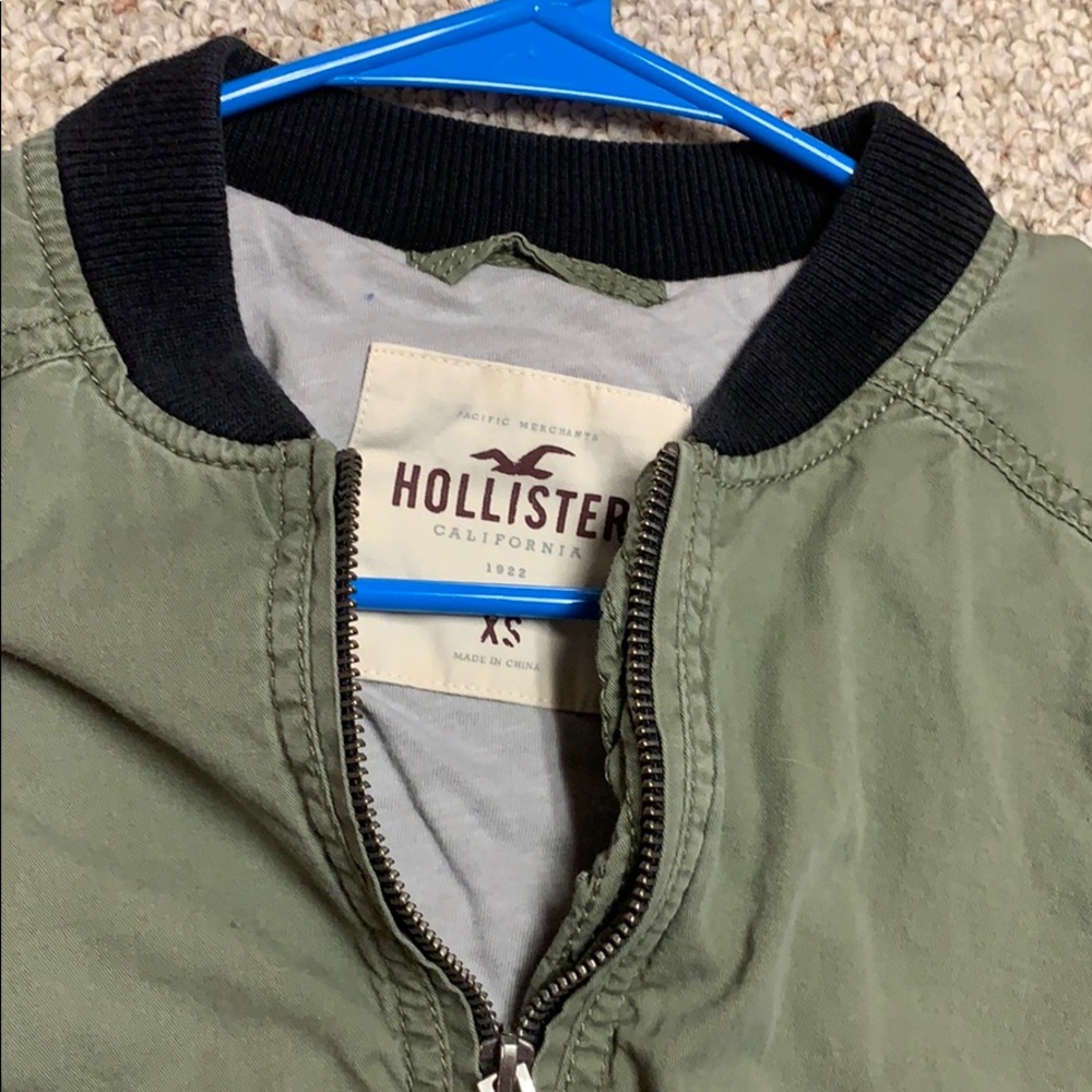 Hollister jacket - Picture 2 of 3